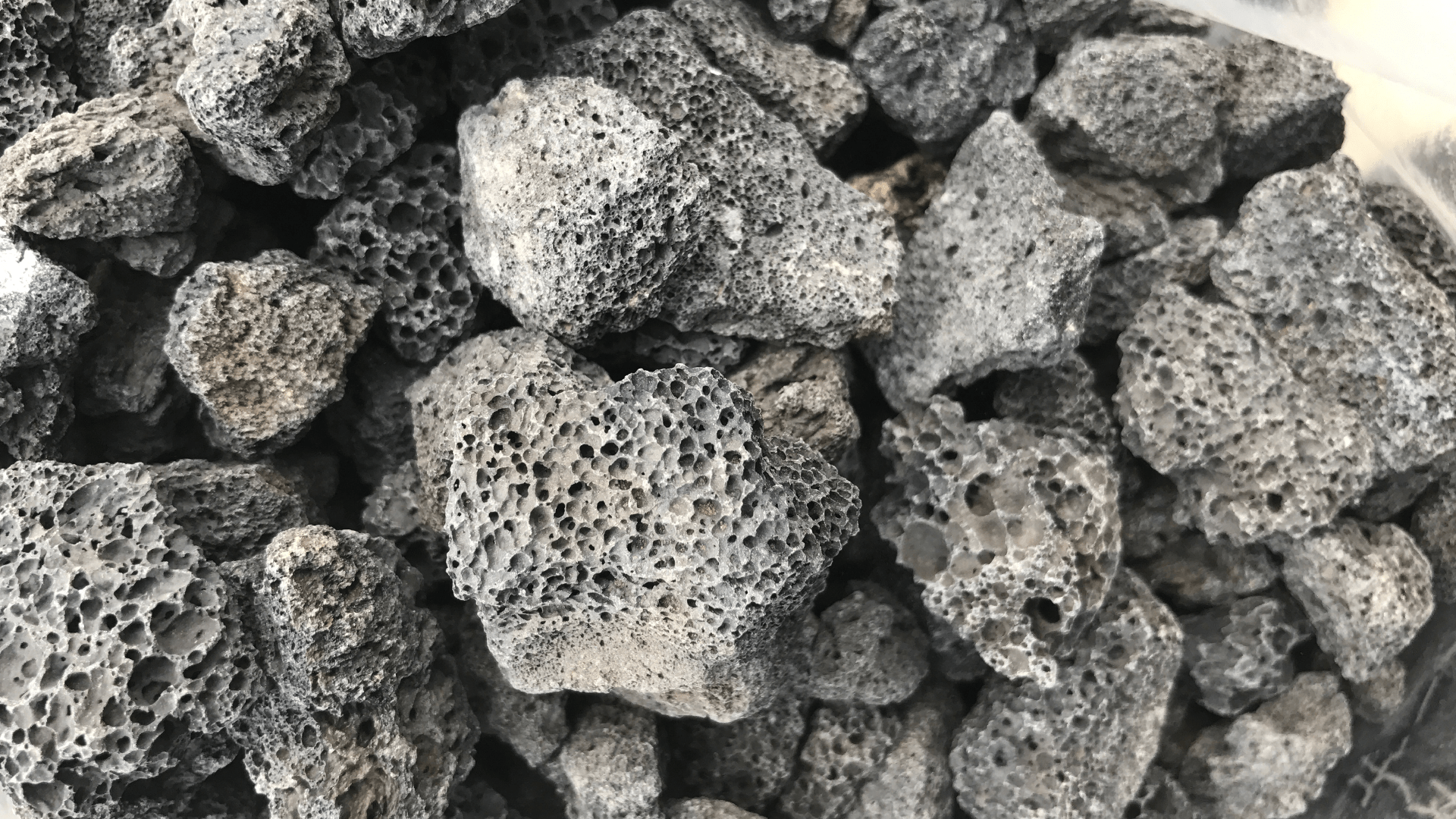 Black Lava - Cobbles & Boulders