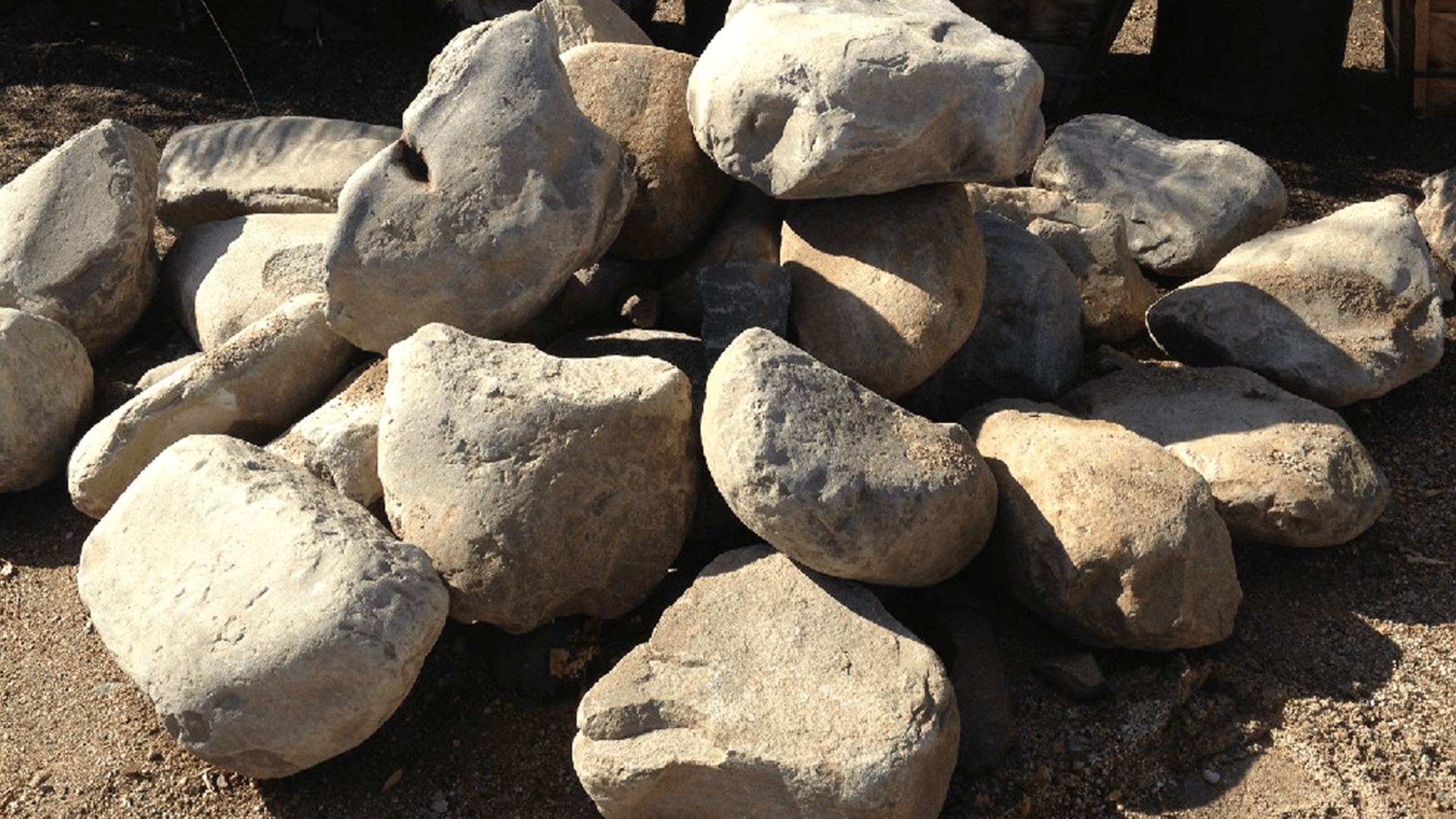 Granite Boulders - Cobbles & Boulders